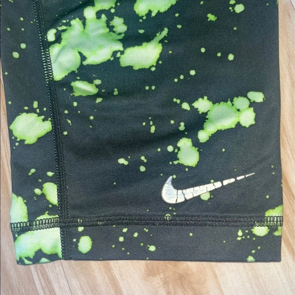 Neon Nike Pro Leggings - Picture 6 of 6